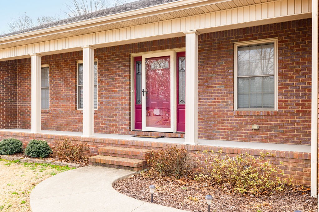 156 Kyle Ln
