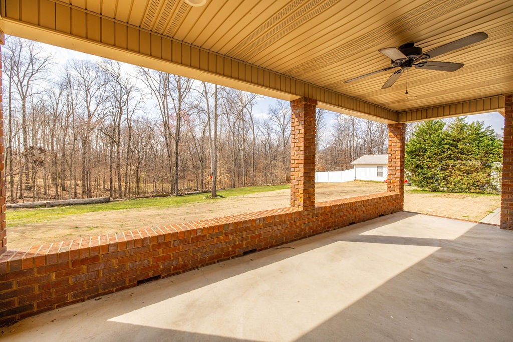 156 Kyle Ln