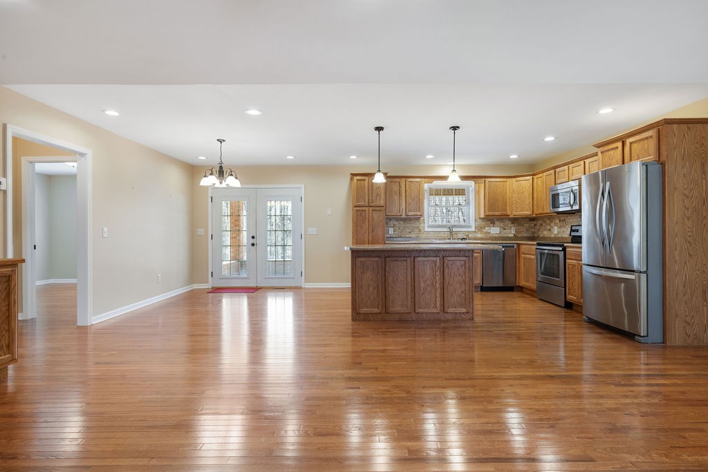 156 Kyle Ln