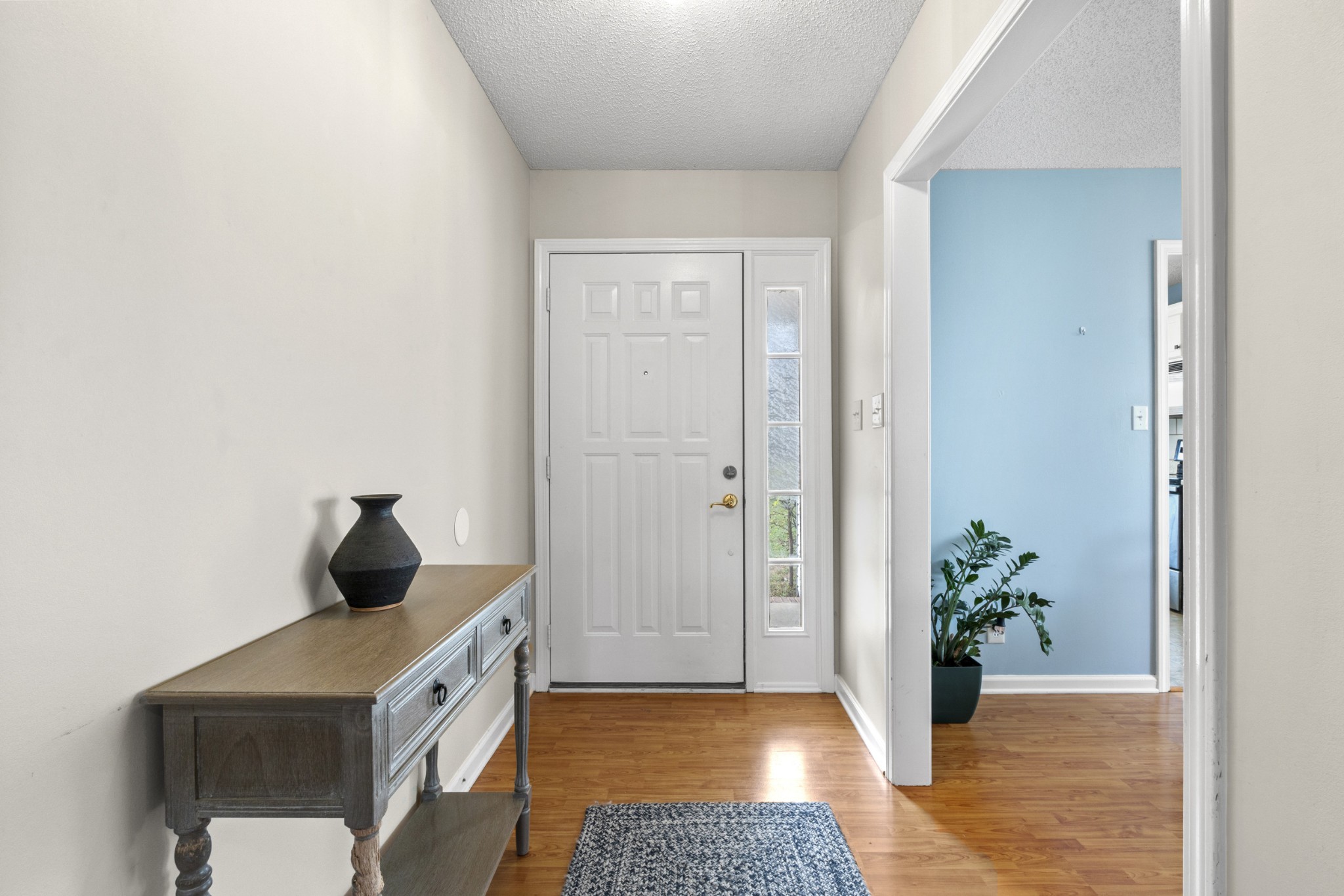 409 Cyprus Ct