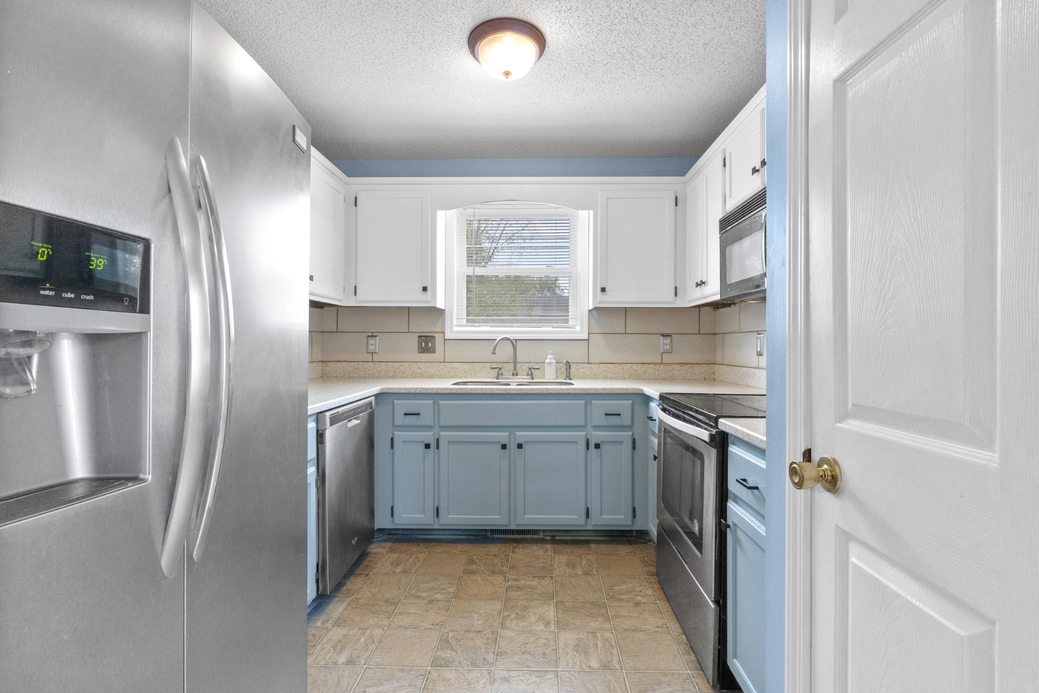 409 Cyprus Ct