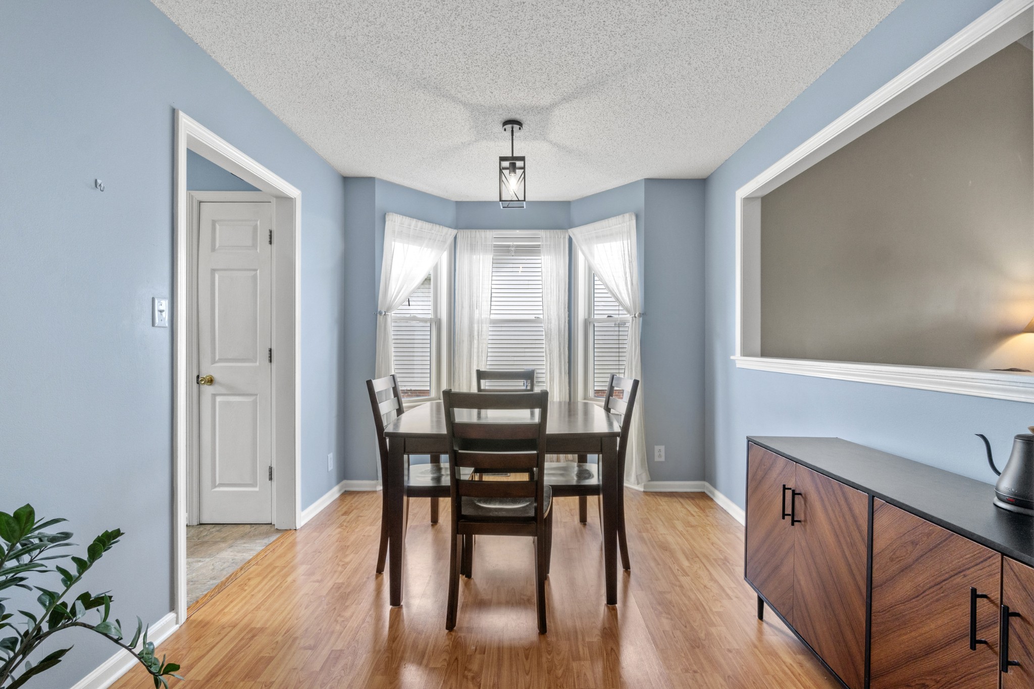 409 Cyprus Ct