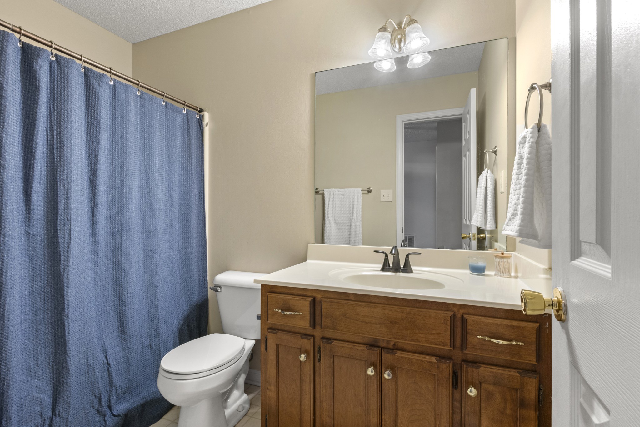 409 Cyprus Ct