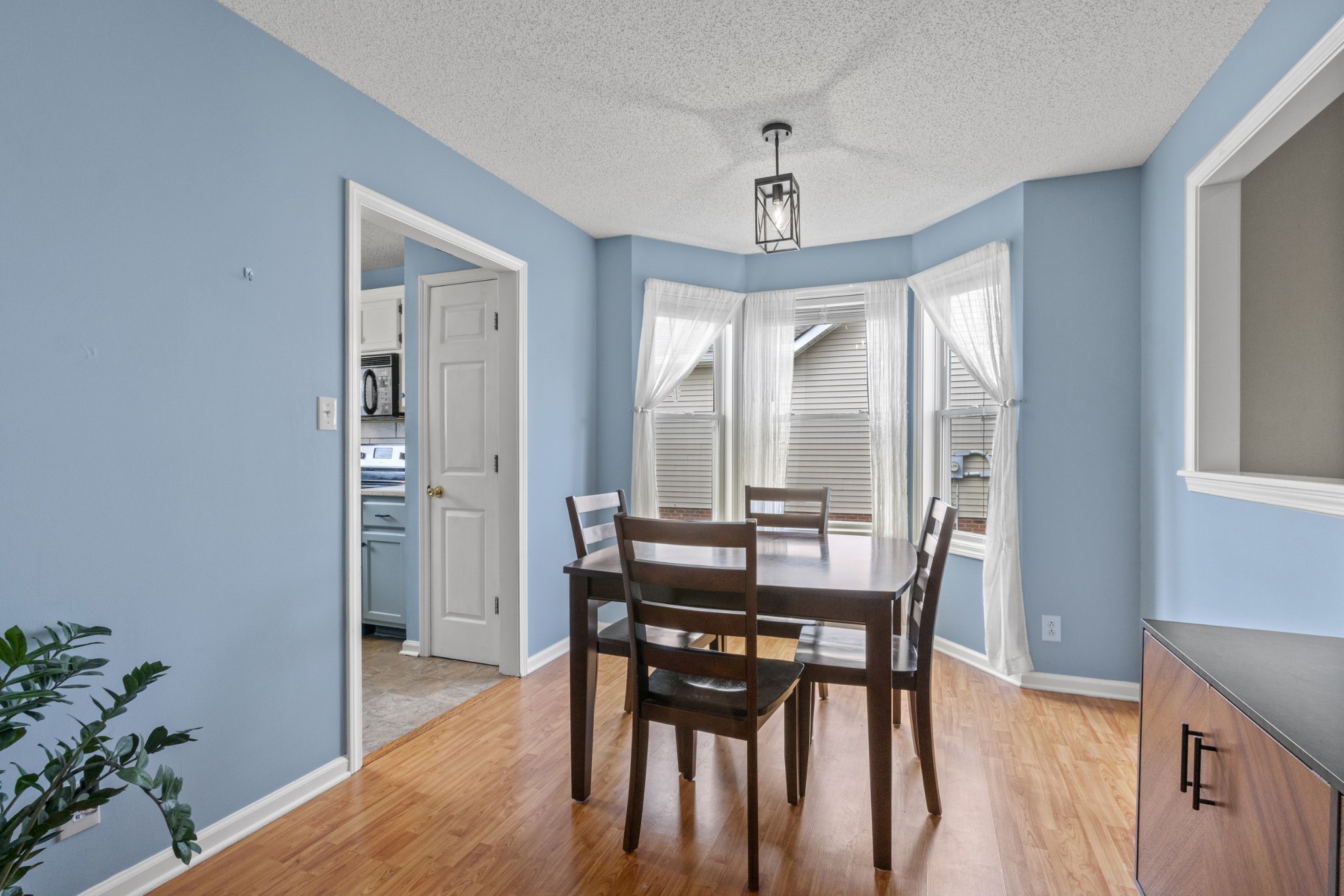 409 Cyprus Ct