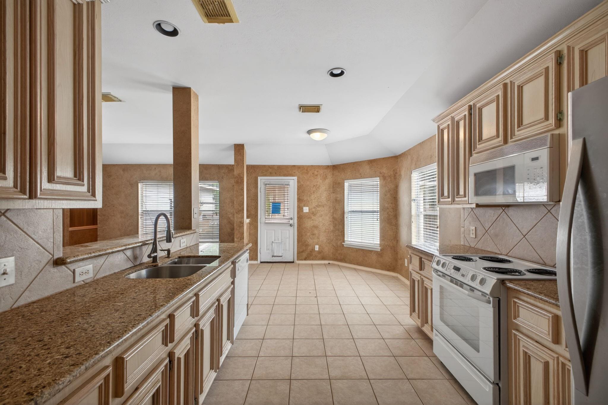 4922 Lawson Lake Lane