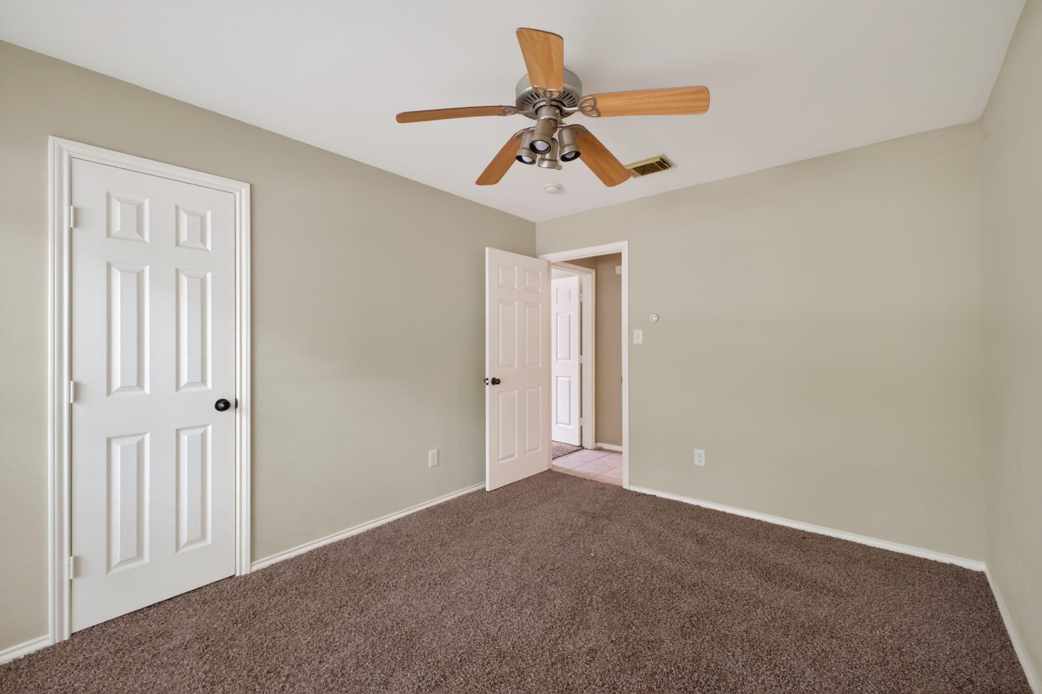 4922 Lawson Lake Lane