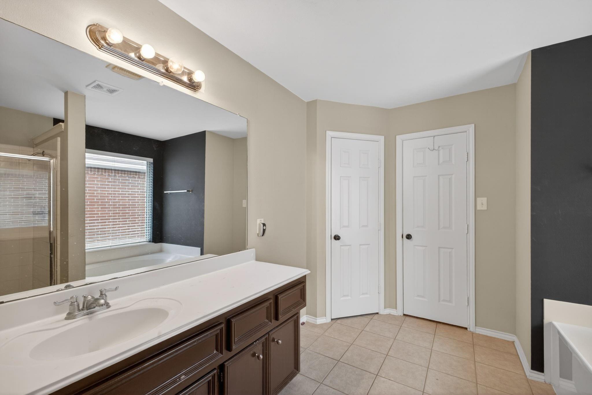 4922 Lawson Lake Lane