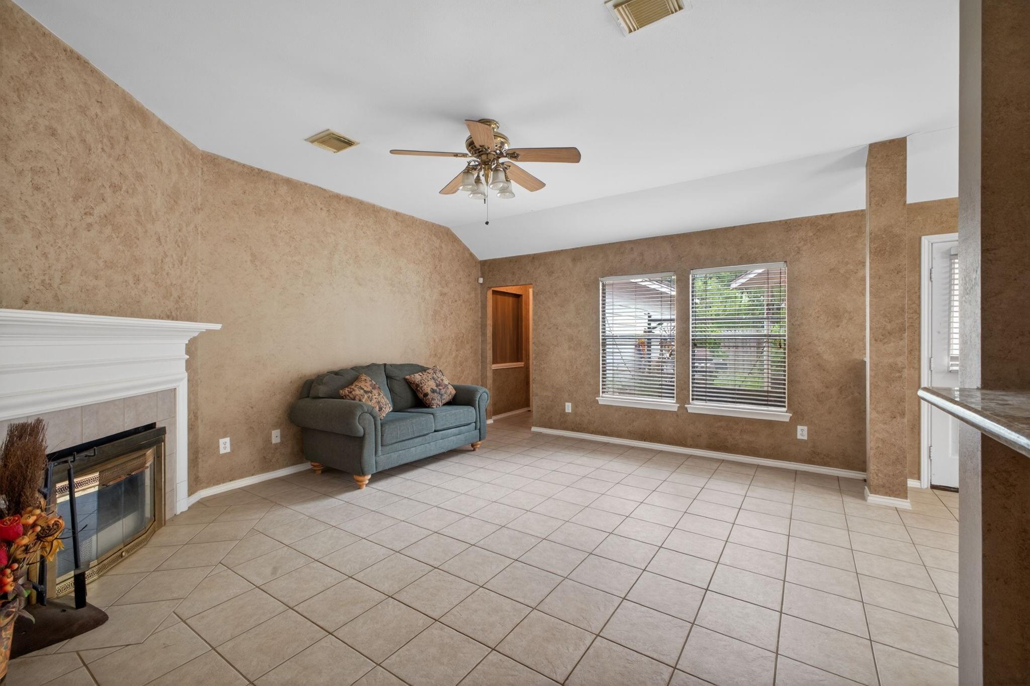 4922 Lawson Lake Lane