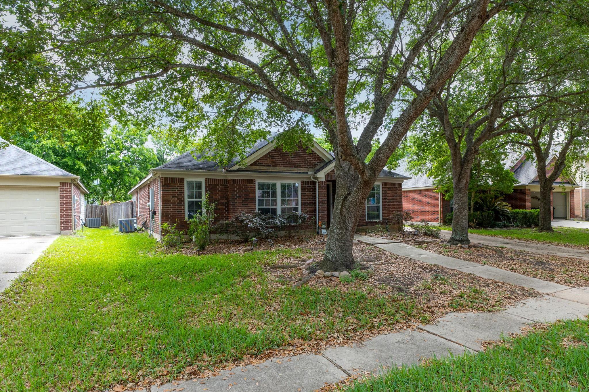 4922 Lawson Lake Lane