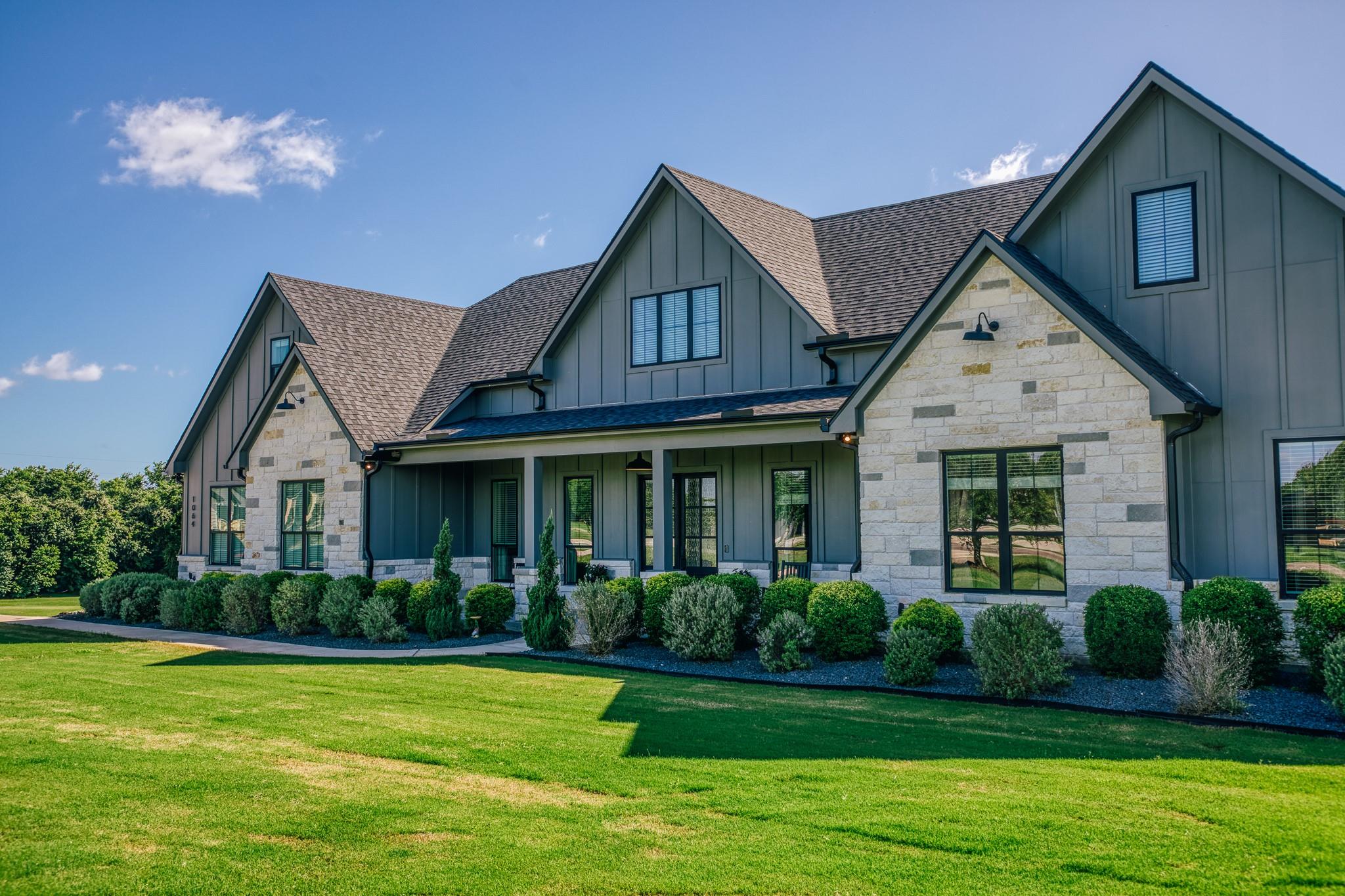 1064 Chapel View Lane
