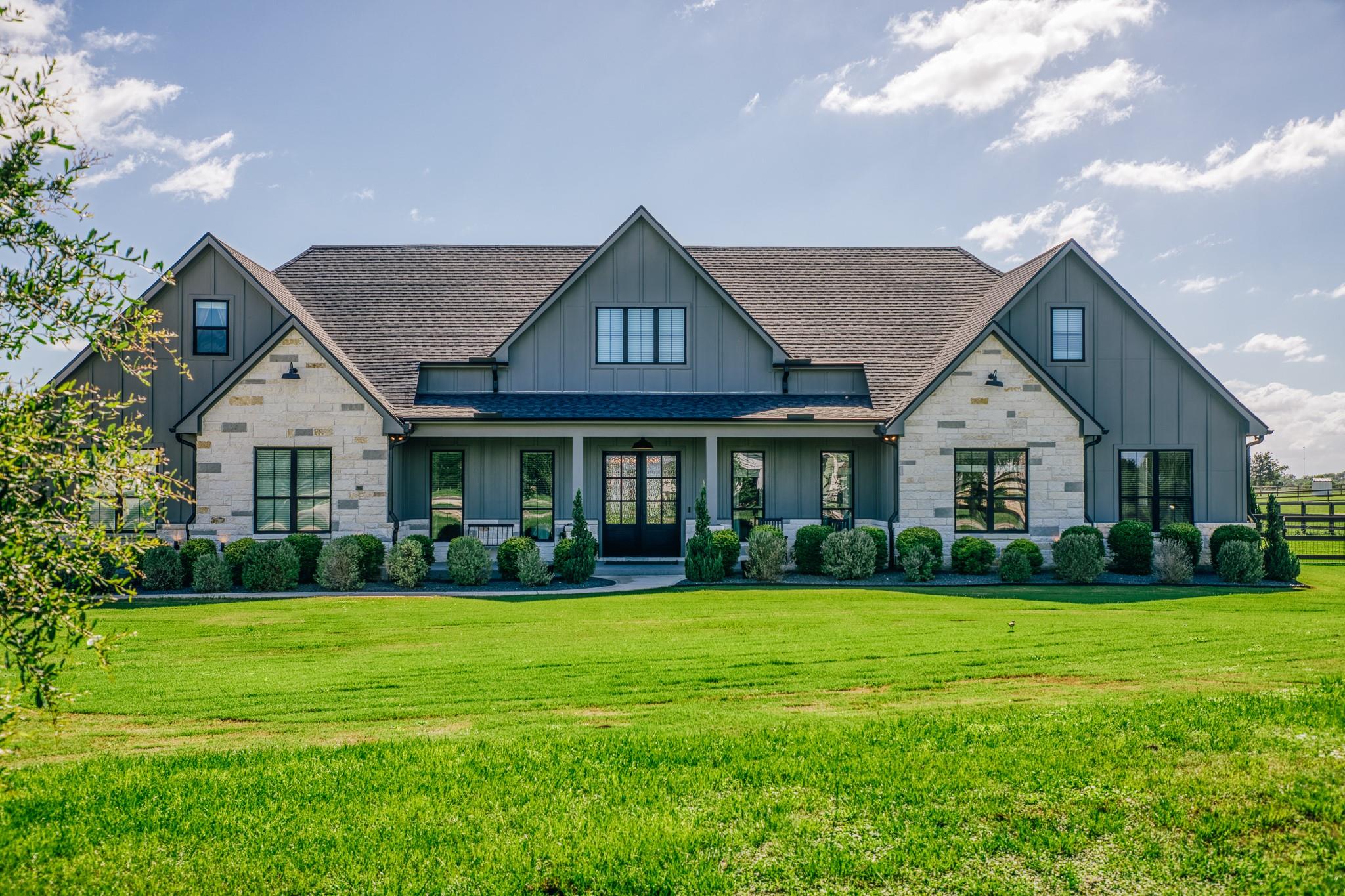 1064 Chapel View Lane