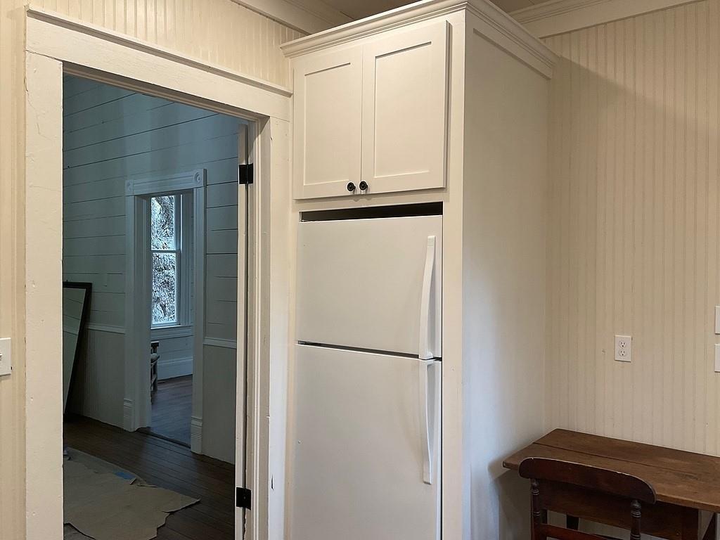 8222 Highway 105 # 3
