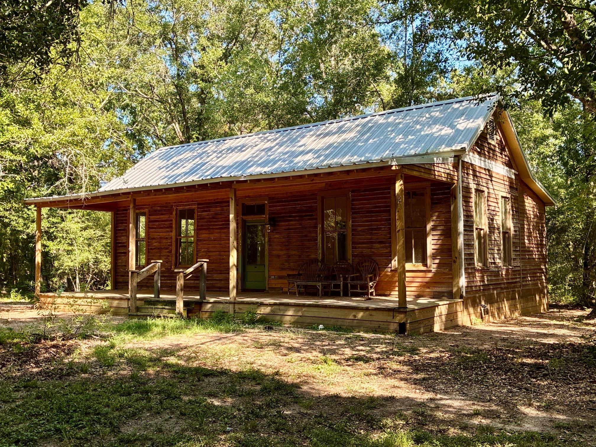 8222 Highway 105 # 3