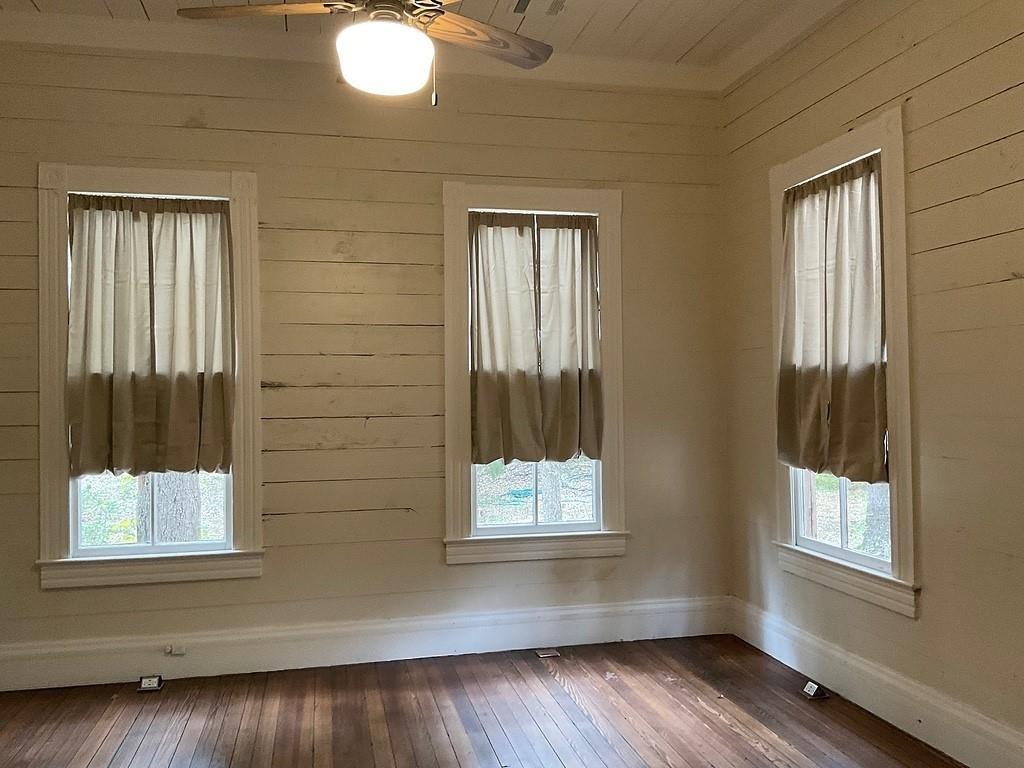 8222 Highway 105 # 3