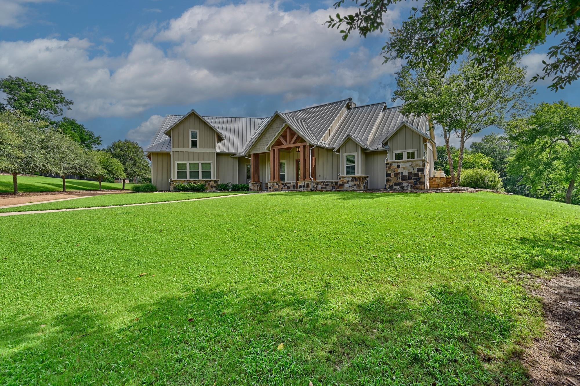 39577 Mesquite Dr