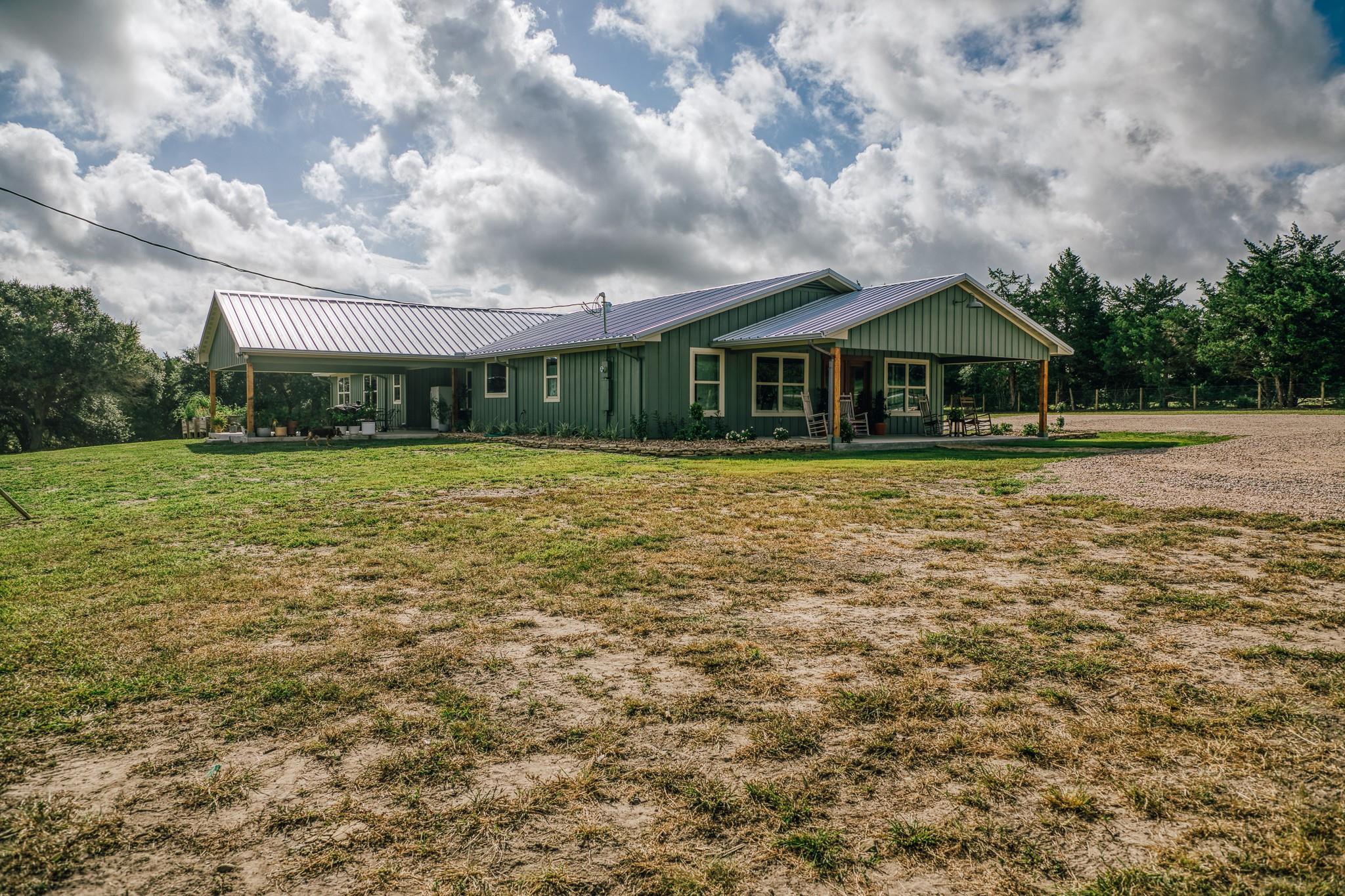 4601 Fm 390 E