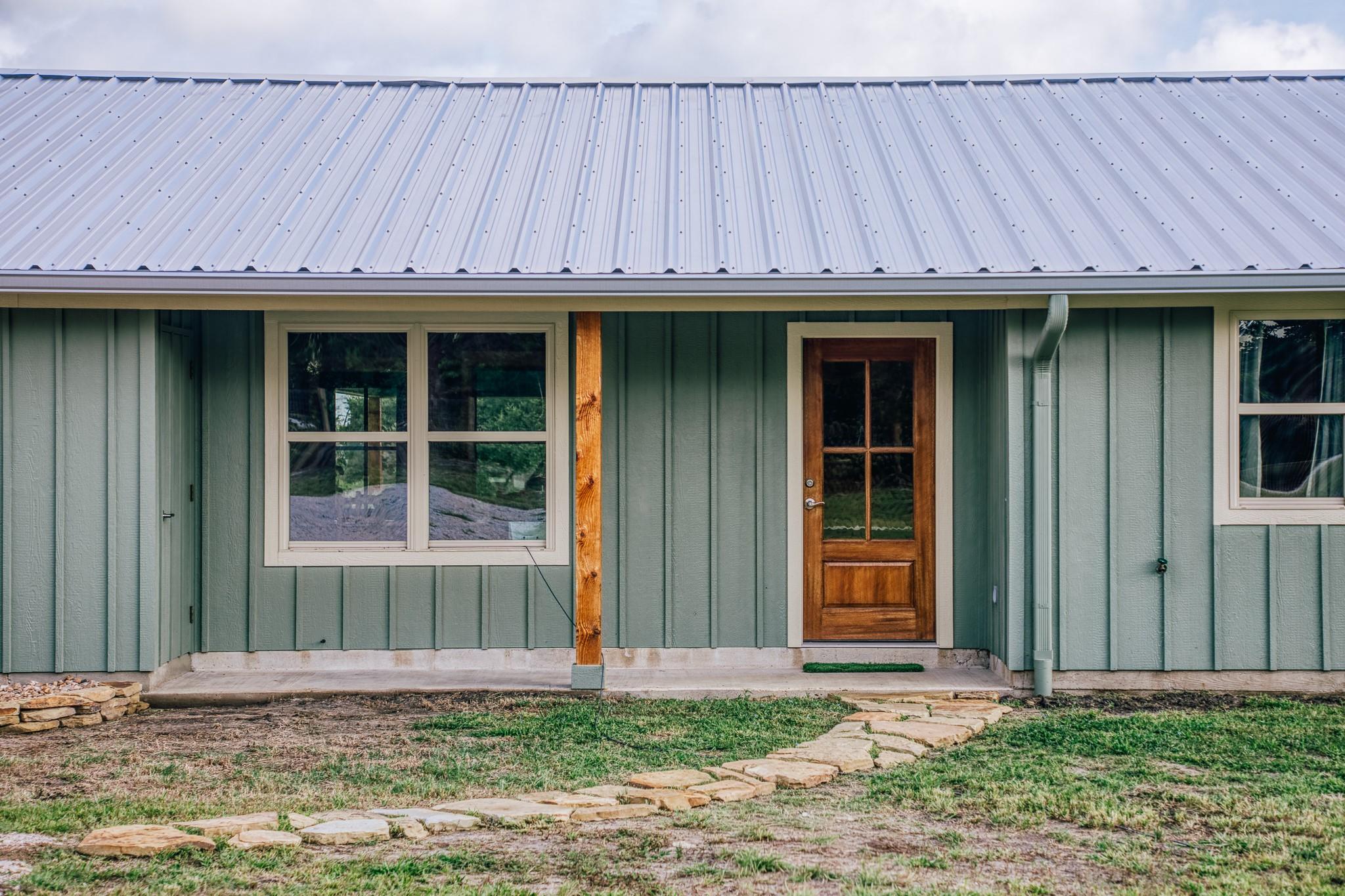 4601 Fm 390 E