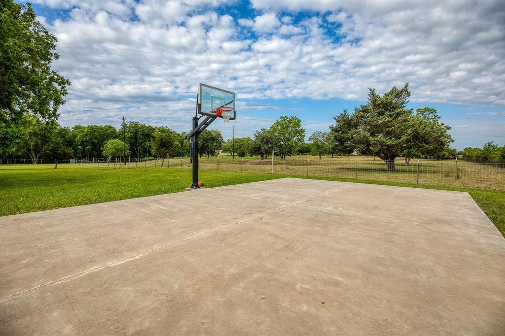 6900 Schroeder Road