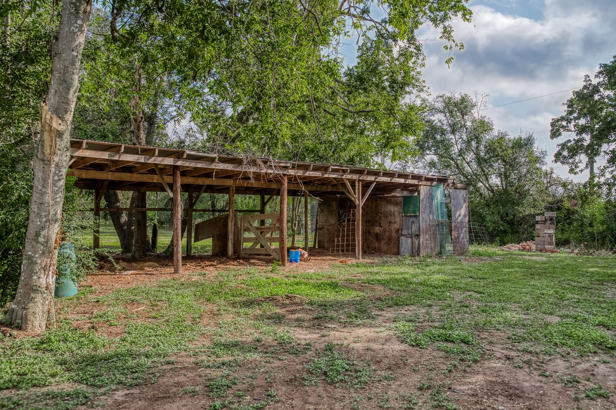 660 Oil Field Rd