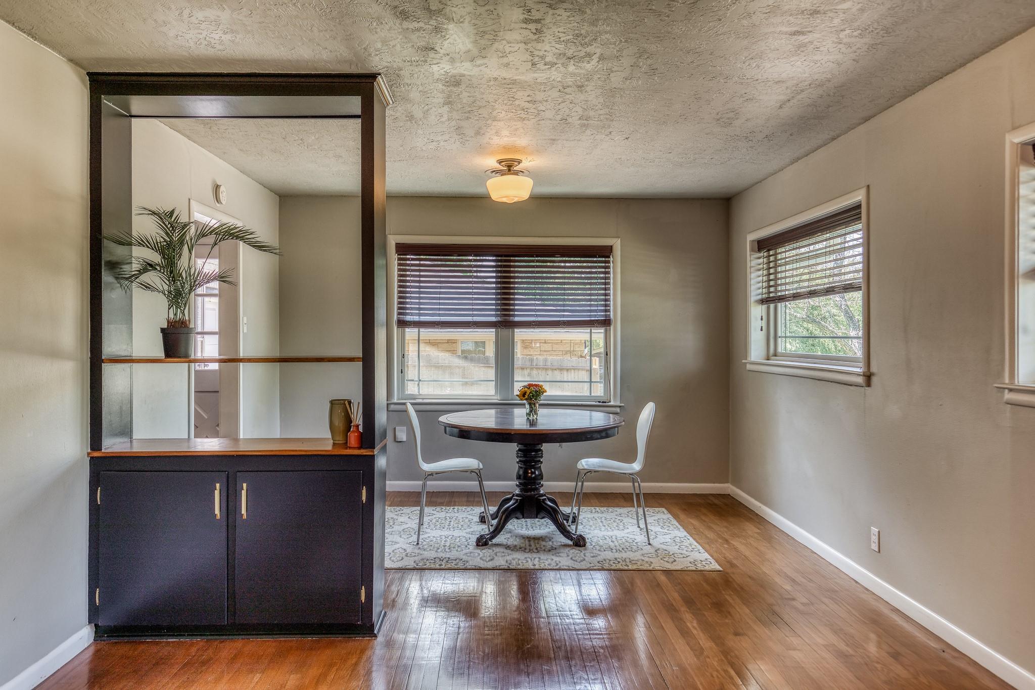 503 W Tom Green Street