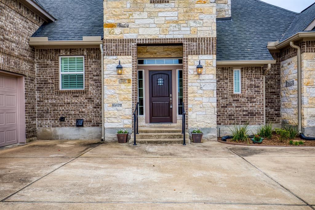3273 Rolling Ridge Lane