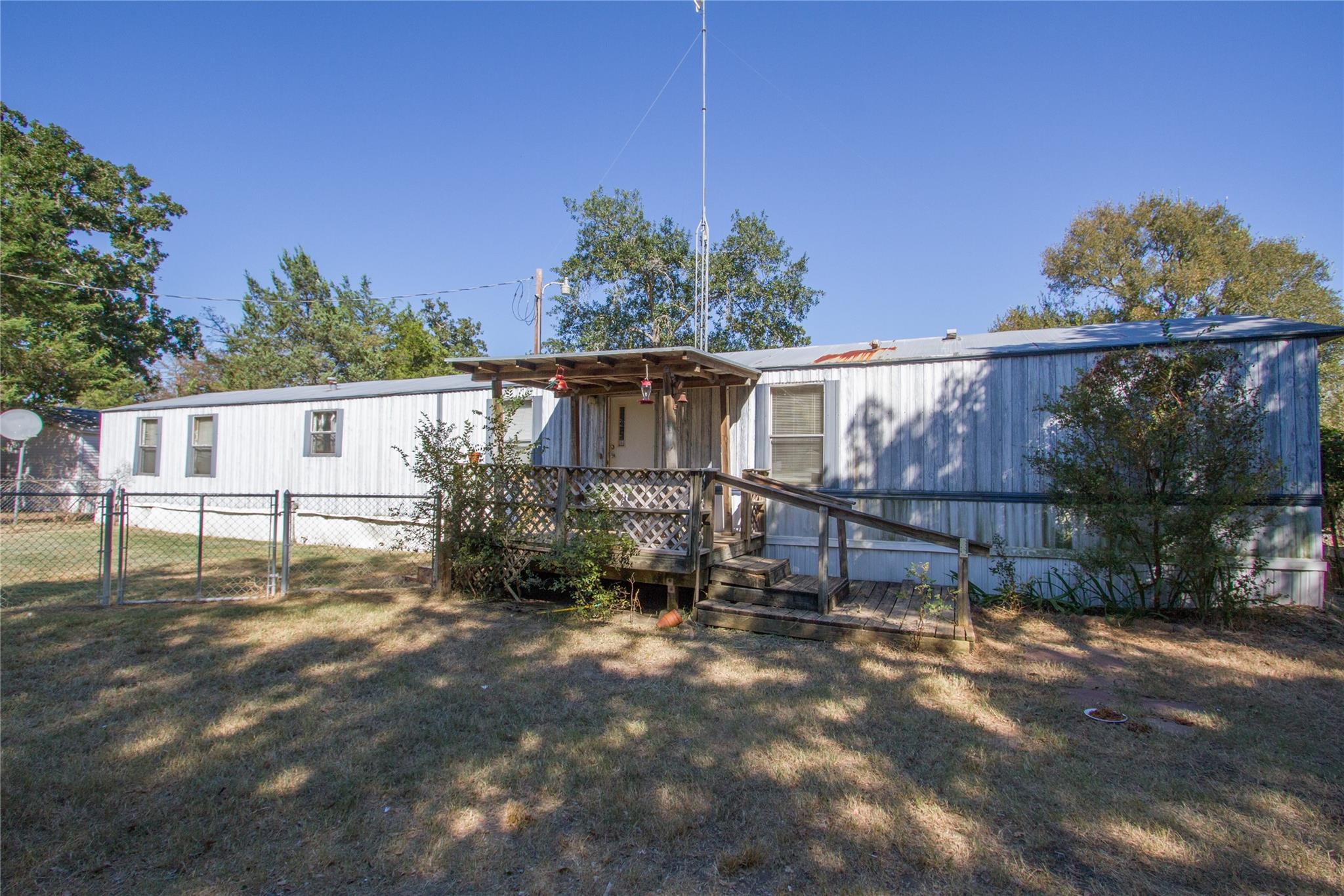 105 Hilltop Court