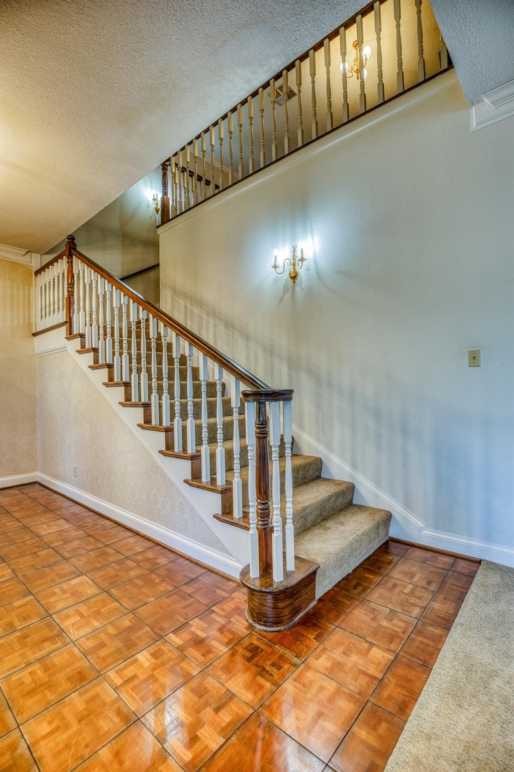 301 Stone Hill Drive # H