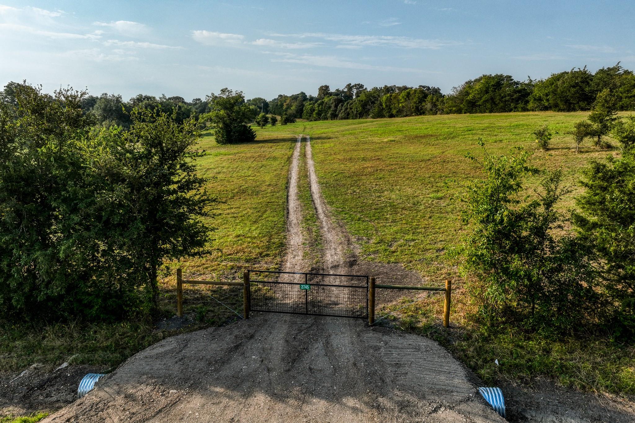 2745 Happy Hollow Road