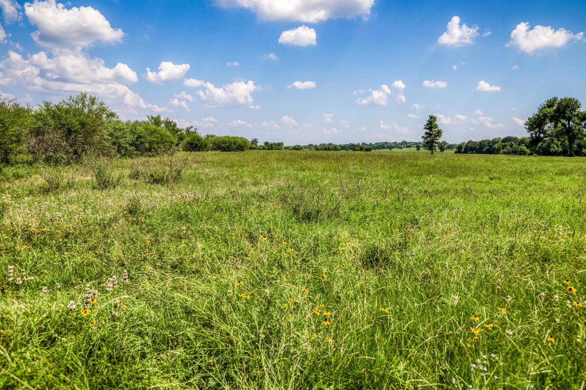 0 0 0 0 0 Flat Prairie Road Road
