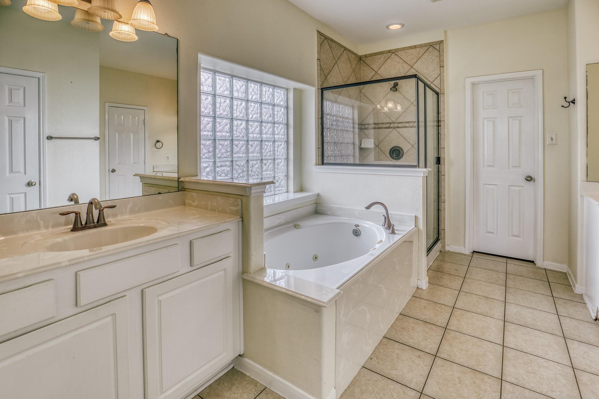 13903 Pawnee Trails Drive