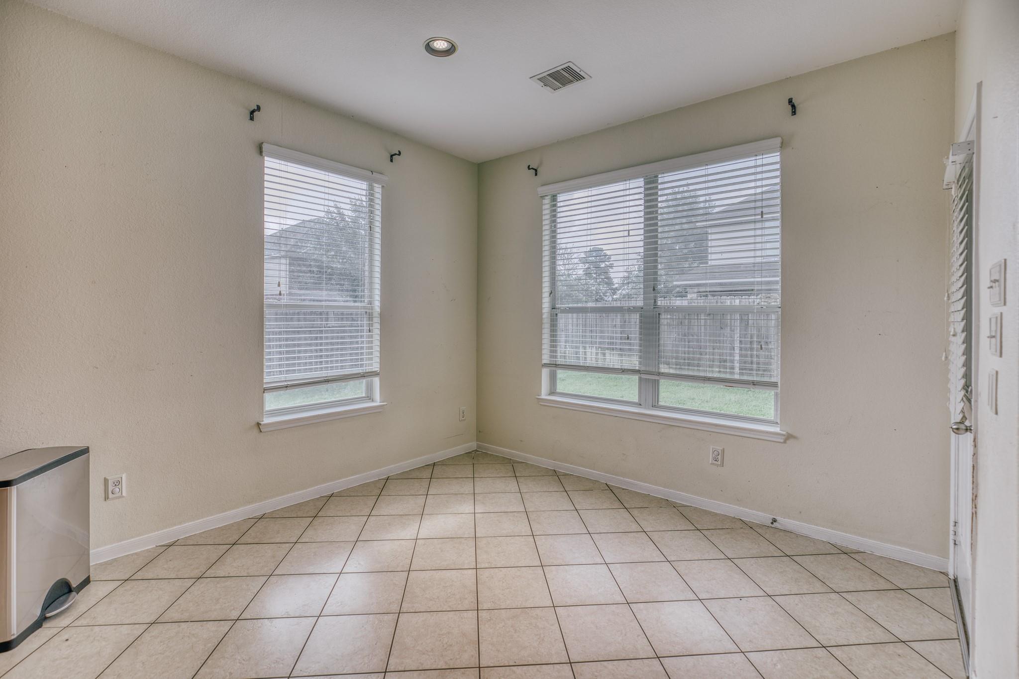 13903 Pawnee Trails Drive
