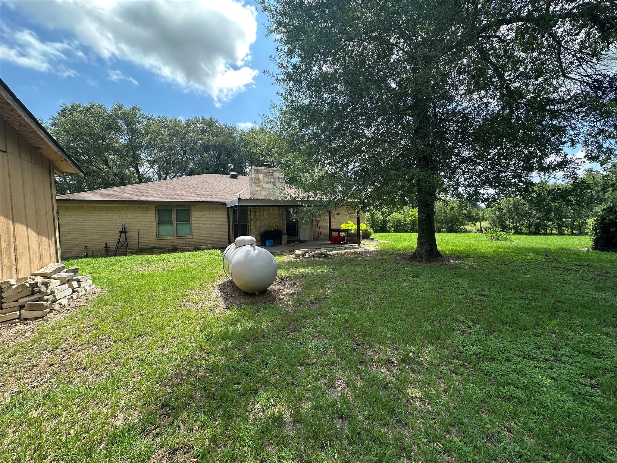 18493 Fm 1155 Rd E