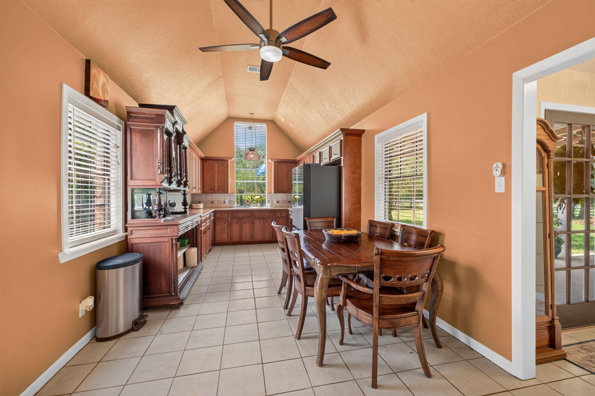 7827 Newman Lane
