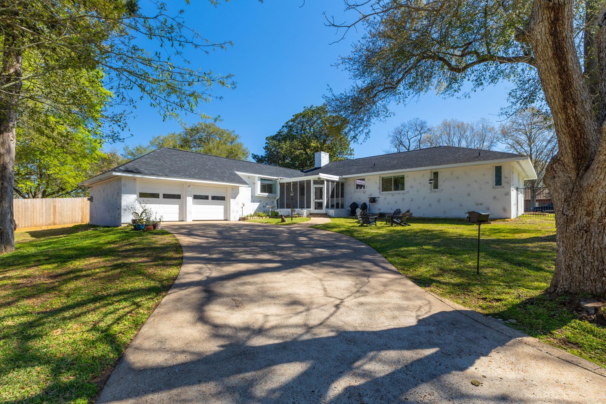 1602 Harrison Road