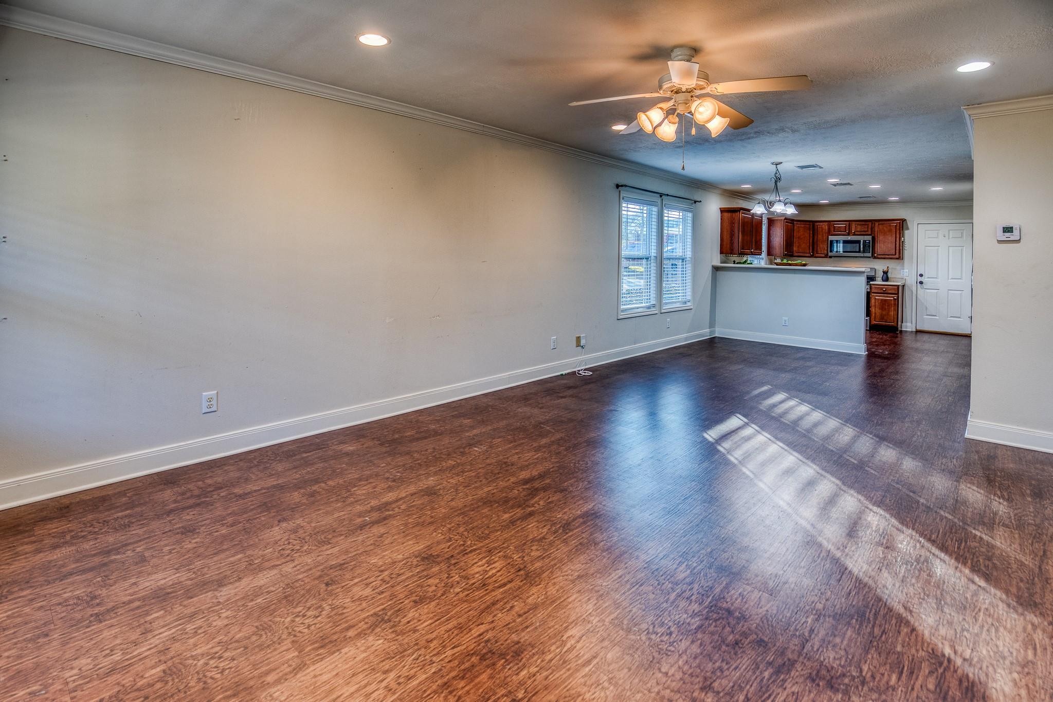 1004 Pecan Street
