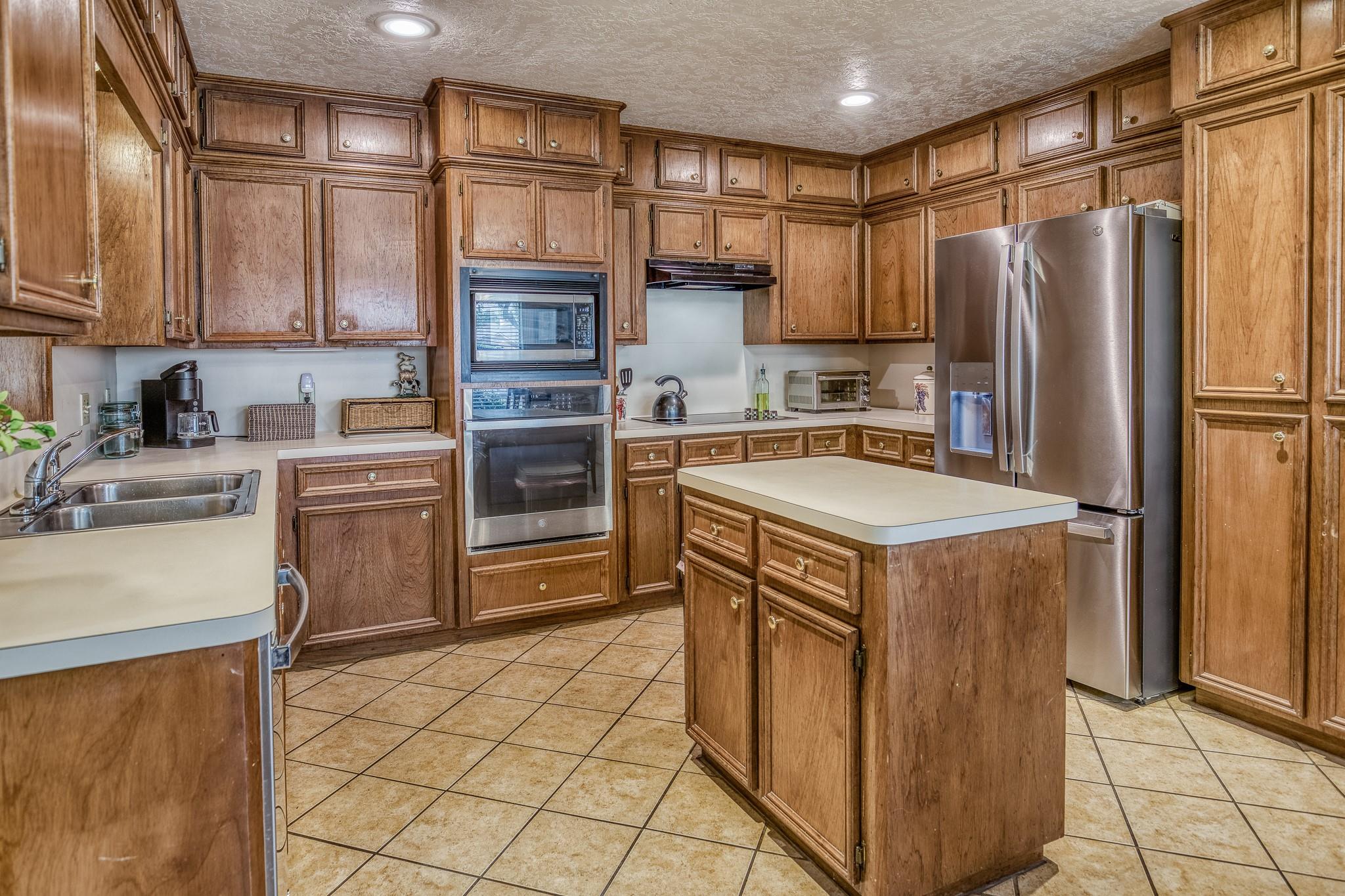 303 Hickory Hollow Lane