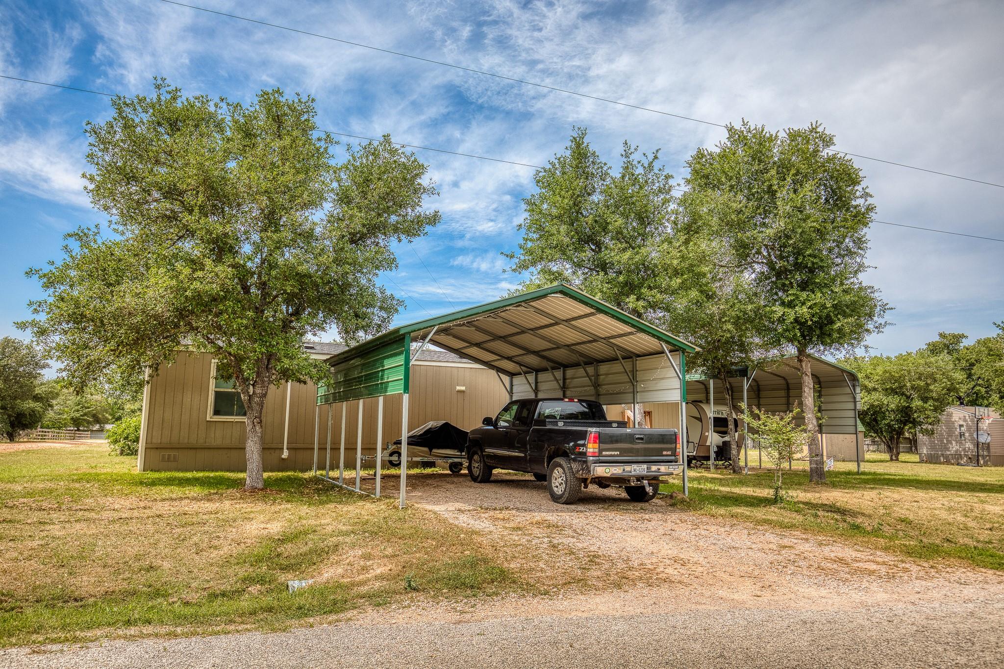 5200 & 5220 Schulenberg Lane