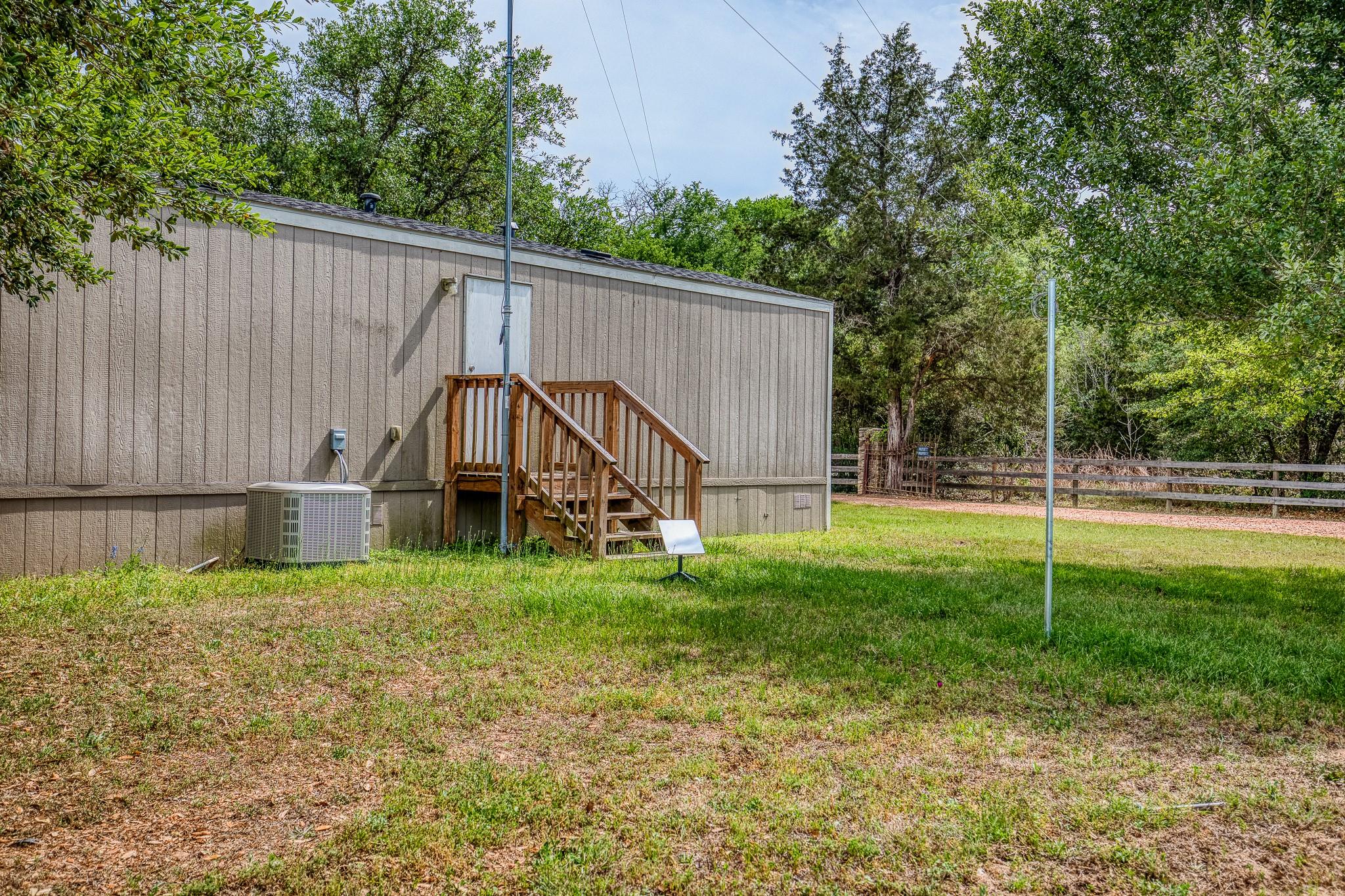 5200 & 5220 Schulenberg Lane