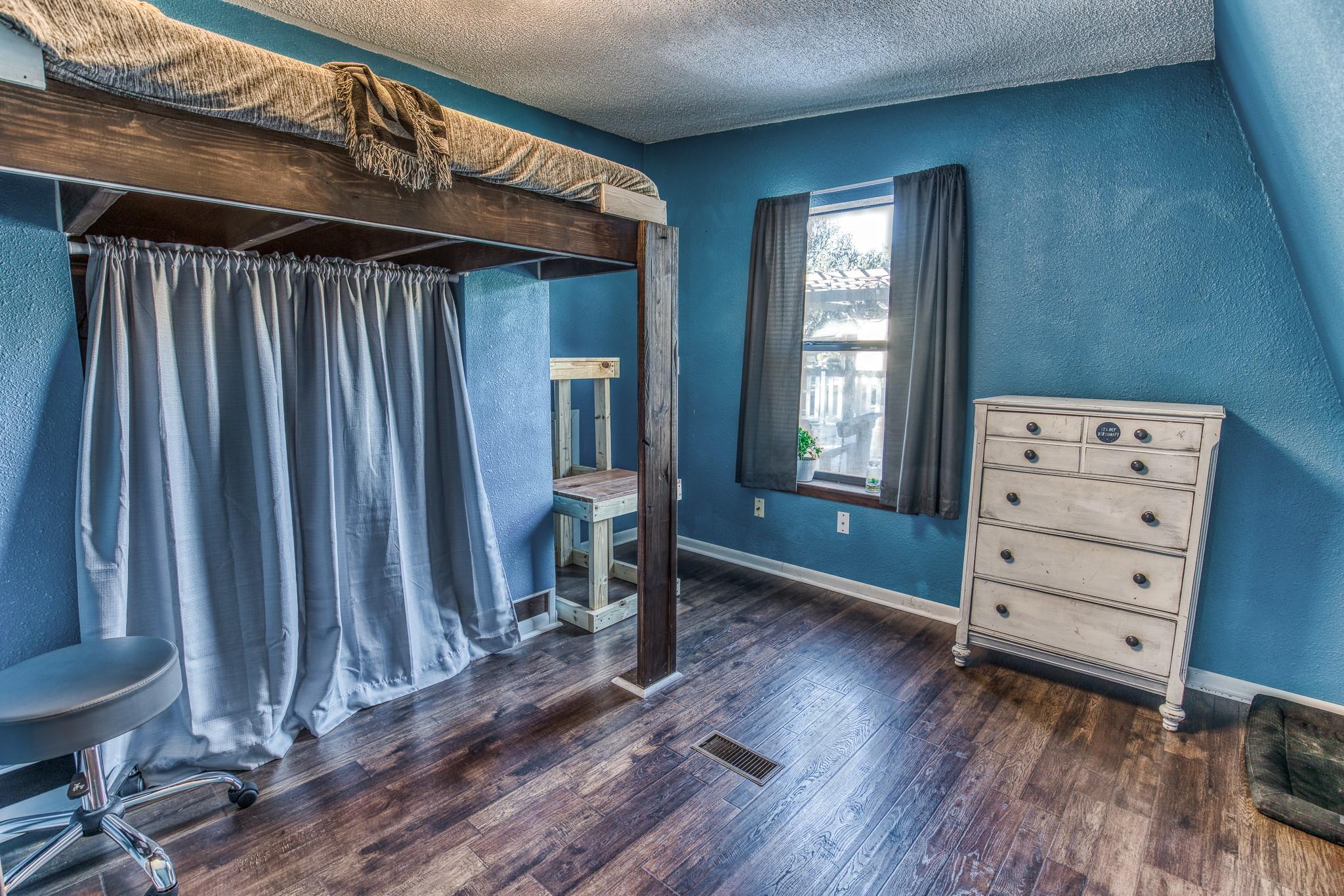 2830 Spanish Oaks Drive