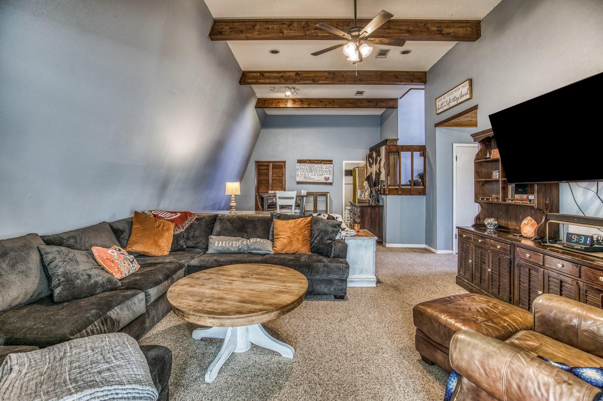 2830 Spanish Oaks Drive