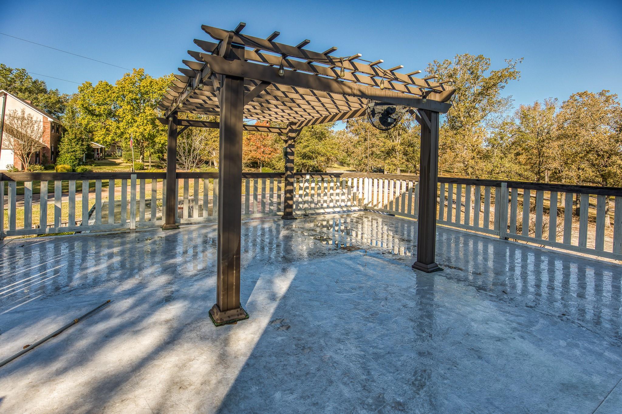 2830 Spanish Oaks Drive