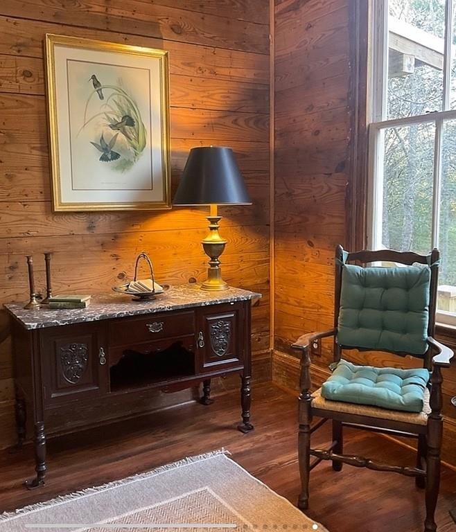 8222 Highway 105-Cabin 2