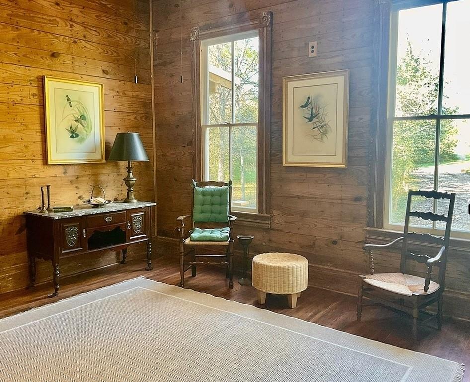 8222 Highway 105-Cabin 2