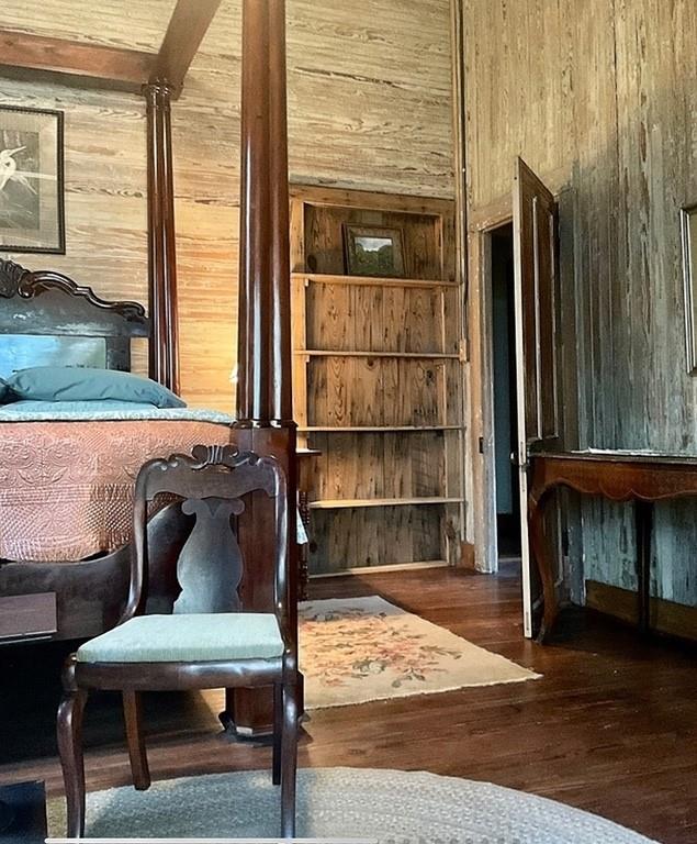 8222 Highway 105-Cabin 2
