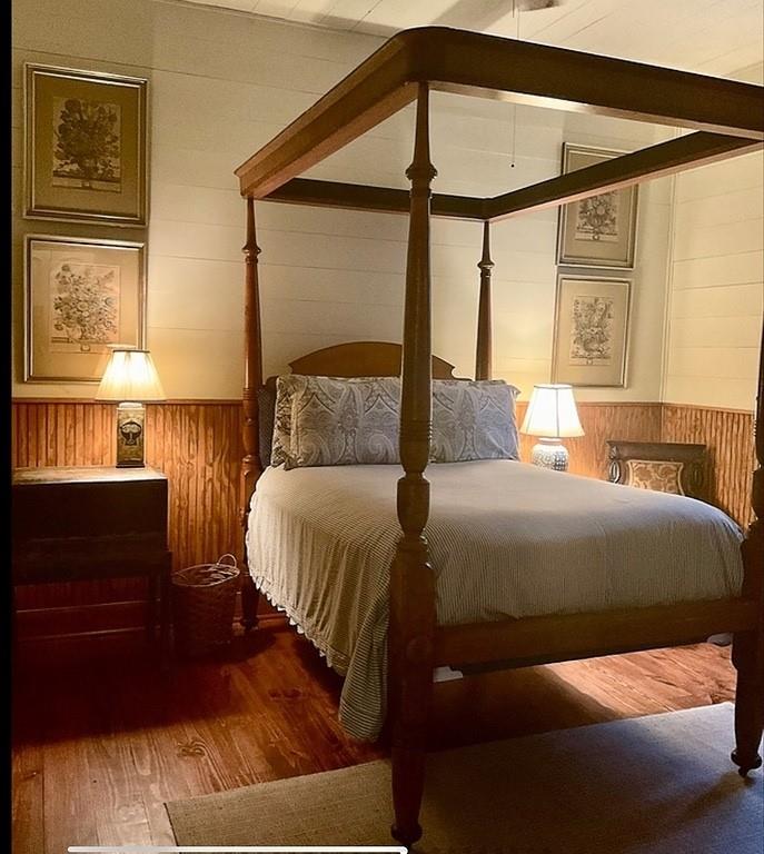 8222 Highway 105-Cabin 2