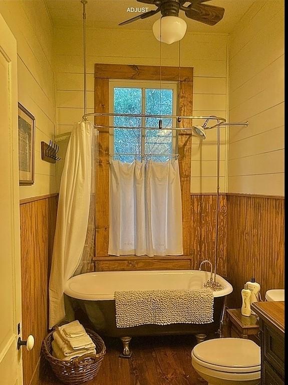 8222 Highway 105-Cabin 2