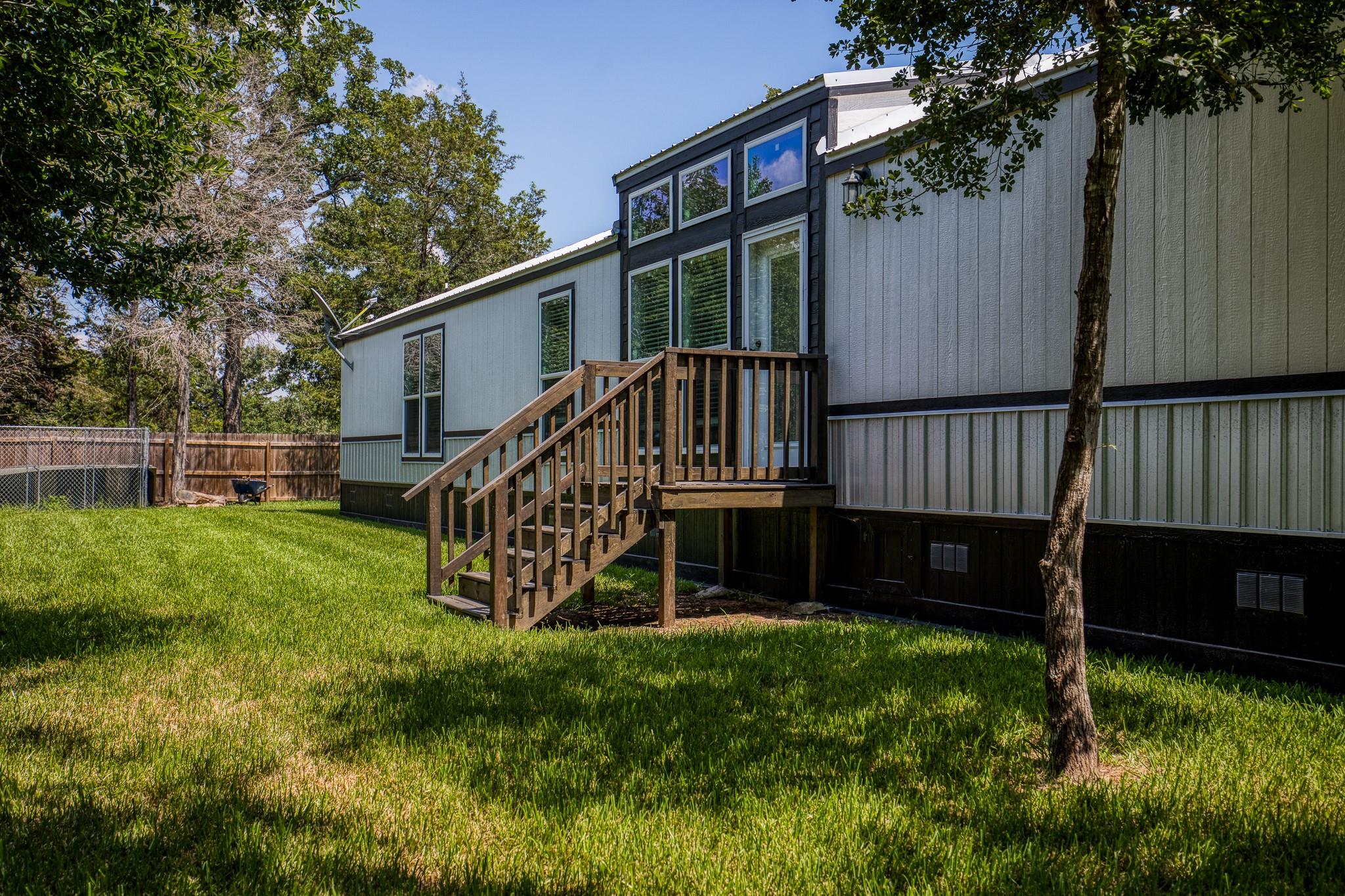 102 Hilltop Court