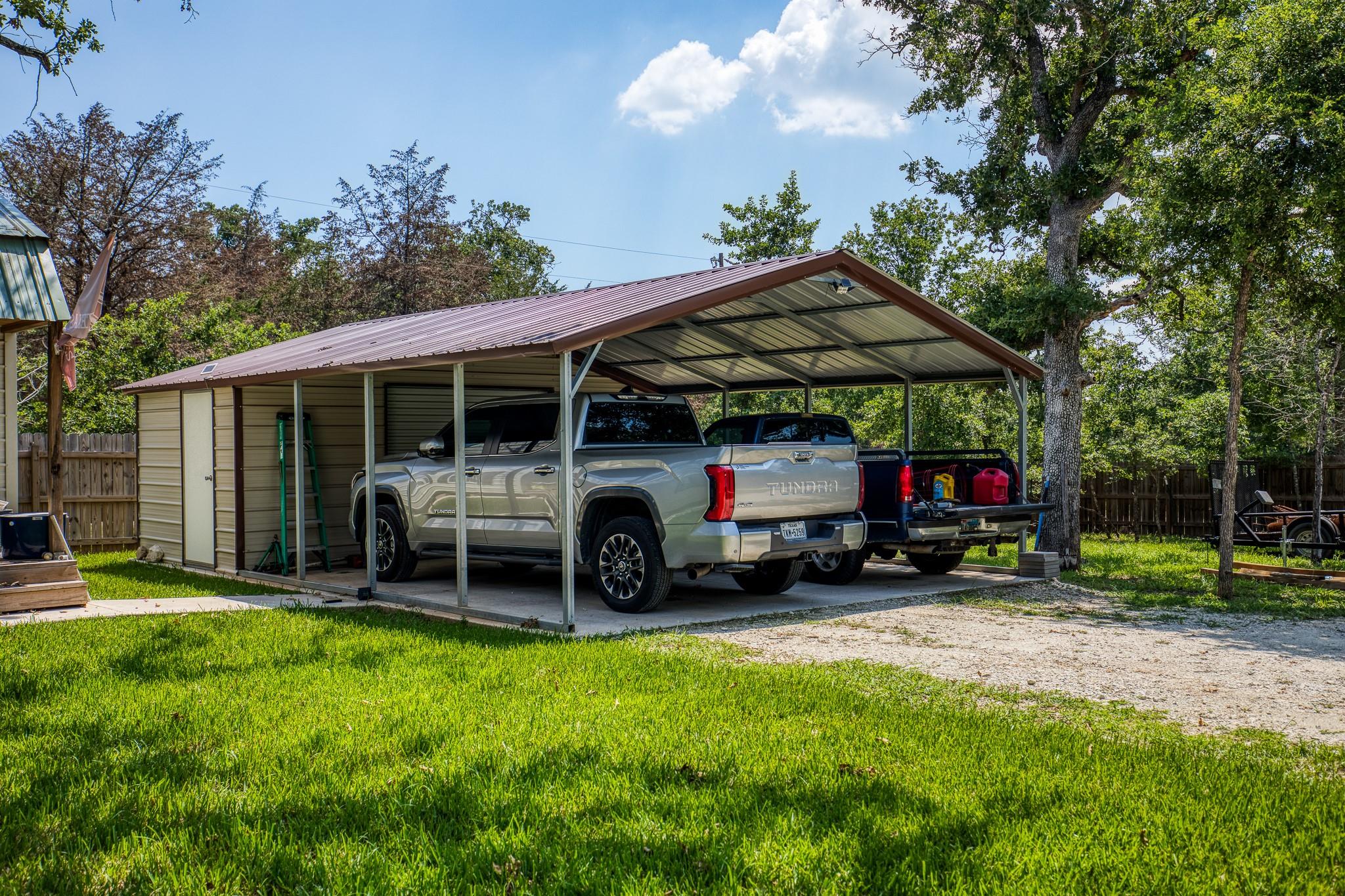 102 Hilltop Court