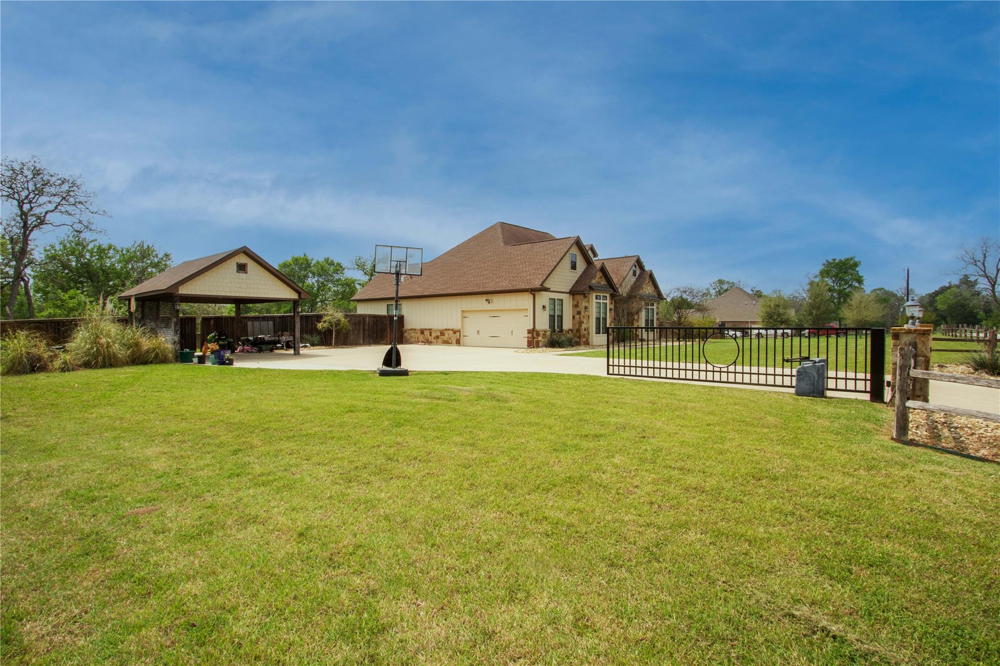 2245 Strangmeier Road