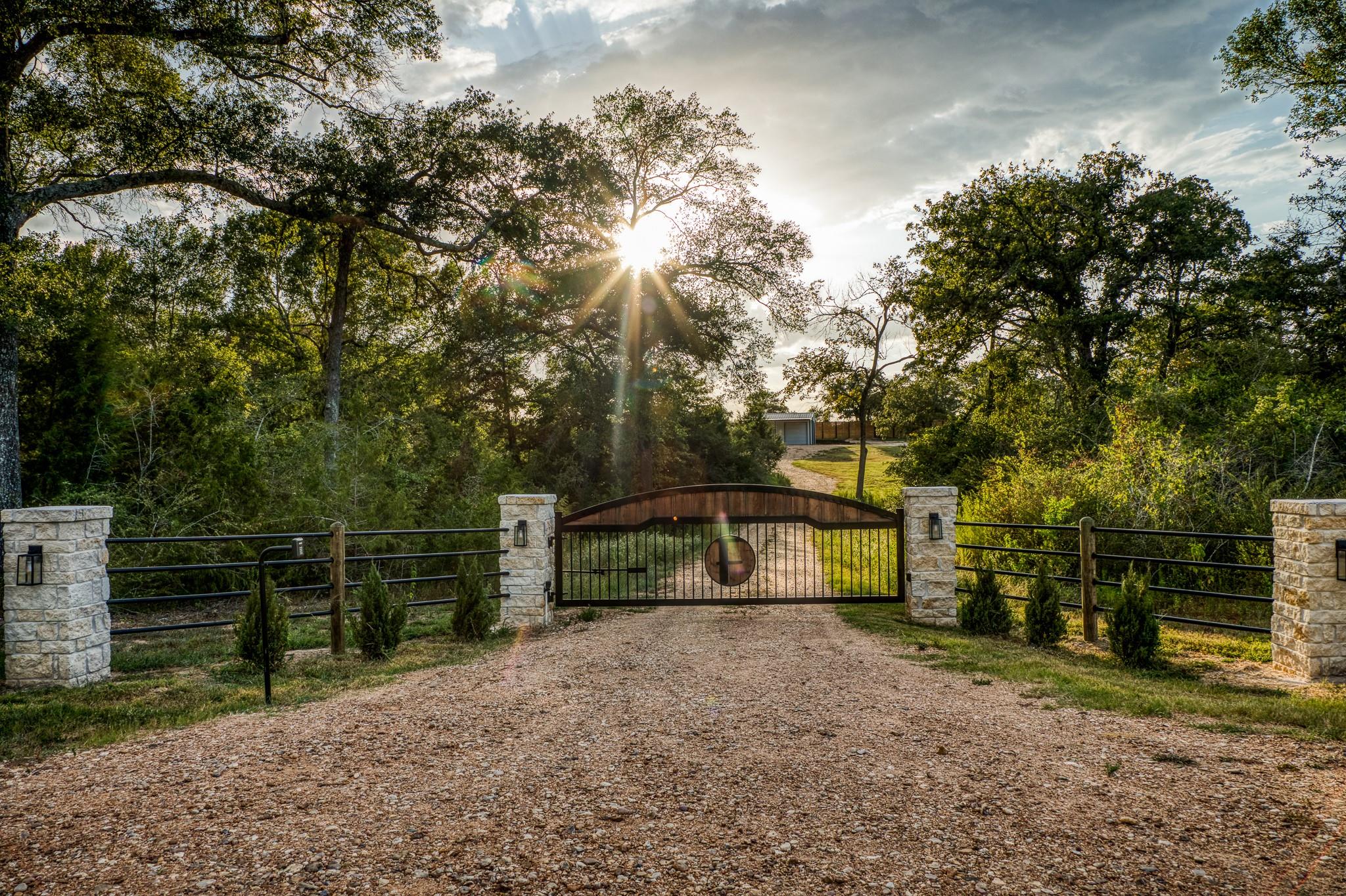 3709 Eli Road